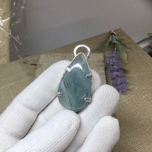 Sterling Silver classic aquamarine pendant